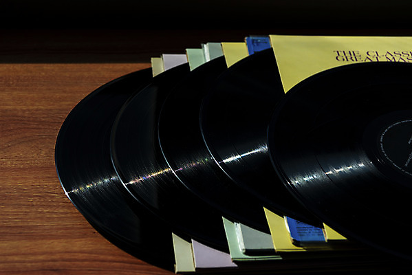 포토 JPG 실내 사람없음 햇빛 창가 서랍장 복고 일렬 뉴트로 국내포토 가구 창문 내부 태양 파일형식