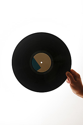 포토 JPG 스튜디오촬영 손 실내 들기 신체부위 흰배경 복고 뉴트로 국내포토 백그라운드 모션 사람 내부 흰색 파일형식