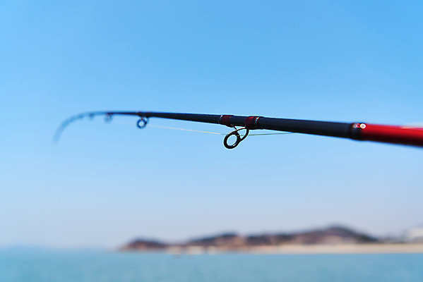 포토 JPG 주간 바다 레저 낚시 아웃도어 취미 사람없음 야외 아웃포커스 낚싯대 낚시줄 서해 궁평항 국내포토 자연요소 촬영기법 항구 낚시용품 경기도 파일형식