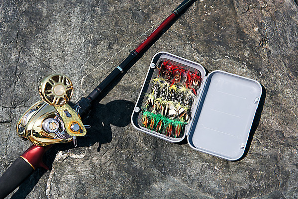 포토 JPG 주간 레저 낚시 바닥 아웃도어 취미 사람없음 야외 상자 하이앵글 바위 낚싯대 미끼 궁평항 국내포토 자연요소 뷰포인트 항구 돌_바위 낚시용품 경기도 파일형식