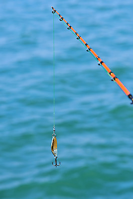 포토 JPG 주간 바다 레저 낚시 아웃도어 취미 사람없음 야외 아웃포커스 낚싯바늘 낚싯대 미끼 서해 궁평항 국내포토 자연요소 촬영기법 항구 낚시용품 경기도 파일형식