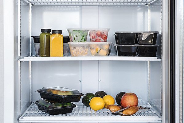 포토 JPG 다이어트 실내 사람없음 병 사과 오렌지주스 레몬 도시락 냉장고 건강식 닭가슴살 도시락통 저칼로리식단 포장용기 해독주스 국내포토 식기 음식 과일 건강 내부 닭고기 주스 가전제품 용기_그릇 과일주스 식단 저칼로리 포장재료 파일형식