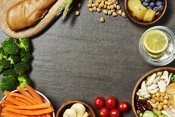 포토 JPG 스튜디오촬영 다이어트 방울토마토 검은배경 프레임 바나나 실내 사람없음 하이앵글 당근 샐러드 브로콜리 레몬 물컵 고구마 건강식 나무접시 닭가슴살 병아리콩 새송이버섯 저칼로리식단 플랫레이 국내포토 접시 음식 뷰포인트 백그라운드 토마토 채소 과일 콩 뿌리채소 건강 내부 컵 검은색 닭고기 버섯 플랫 식단 저칼로리 파일형식