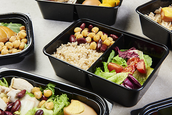 포토 JPG 스튜디오촬영 다이어트 채소 방울토마토 실내 사람없음 샐러드 흰배경 도시락 강낭콩 건강식 도시락통 병아리콩 저칼로리식단 포장용기 현미밥 국내포토 음식 백그라운드 토마토 밥 콩 건강 내부 흰색 용기_그릇 식단 저칼로리 포장재료 파일형식