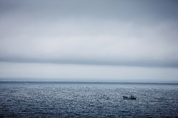포토 JPG 주간 바다 풍경 사람없음 야외 경상남도 흐림 남해 거제도 국내여행 선박 국내포토 자연요소 섬 여행 수상교통 날씨 경상도 거제 파일형식