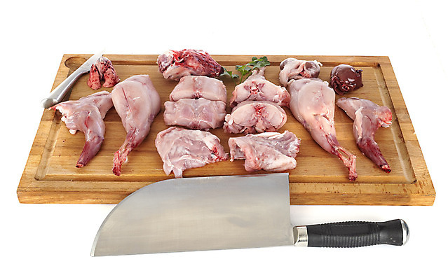 포토 JPG 해외이미지 음식 도마 육류 요리 사람없음 목재 신선 칼 파편 자르기 흰배경 날것 토막 합판 해외202105 해외포토 나무 식재료 재료 모션 주방용품 흰색 파일형식 식물 컬러 생활용품 오브젝트