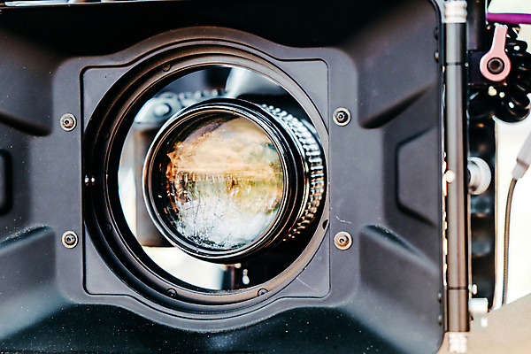 포토 JPG 해외이미지 실내 사람없음 아웃포커스 영화 영화촬영 카메라렌즈 영화산업 영화카메라 촬영장비 해외202105 해외포토 산업 문화예술 촬영기법 내부 카메라 촬영 도구 파일형식