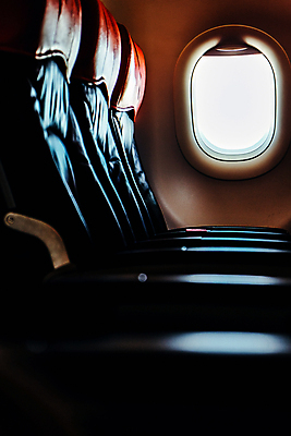 포토 JPG 해외이미지 구름 의자 하늘 비행기 실내 사람없음 내부 경제 관광지 티켓 공항 항공 서비스 출장 제트기 승객 대패 해외202105 해외포토 자연요소 여행 가구 비즈니스 항공교통 교통시설 대중교통 파일형식