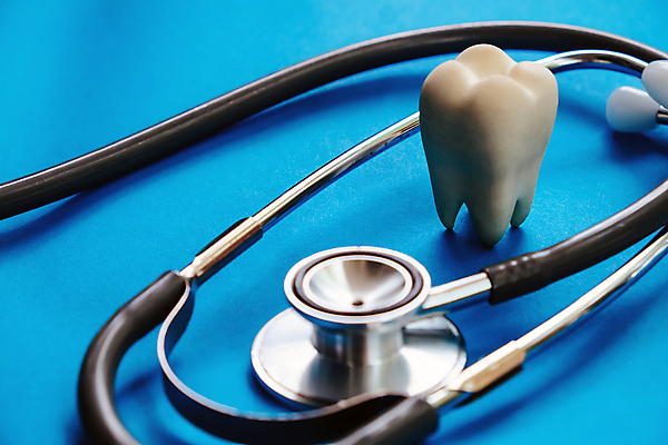 포토 JPG 해외이미지 무료이미지 백그라운드 의료기기 치과 사람없음 치료 약 거울 입 치아 칫솔 치과용품 위생관리 해외202105 해외포토 의학 병원 관리 신체부위 위생용품 의료용품 소화기관 파일형식