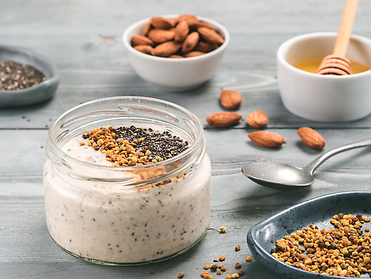 포토 JPG 해외이미지 백그라운드 재료 유리 아침 디저트 씨앗 사람없음 숟가락 회색 견과류 대접 신선 사발 달콤 시리얼 아몬드 꿀 푸딩 요거트 오트밀 귀리 맛있는 해외202105 해외포토 주간 식물 음식 컬러 재질 유제품 곡류 수저 사기그릇 맛 파일형식