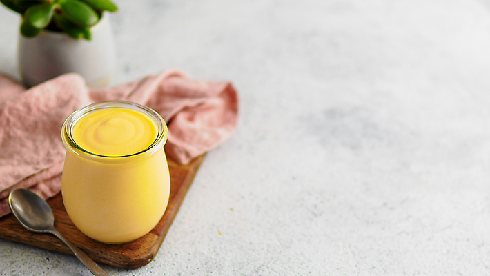 포토 JPG 해외이미지 화분 잔 실내 사람없음 숟가락 천 흰배경 인도음식 요거트 나무도마 동남아음식 망고주스 스무디 카피스페이스 해외202105 해외포토 식기 음료 음식 백그라운드 유제품 도마 수저 내부 목재 공백 흰색 직물 과일주스 동양음식 파일형식