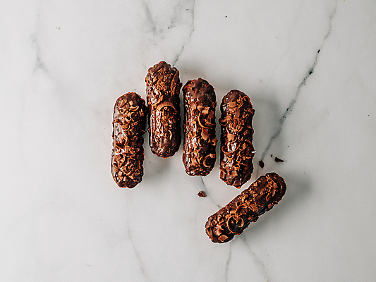 포토 JPG 해외이미지 디저트 건강 요리 사람없음 장식 세트 쿠키 케이크 초콜릿 플랫 고급 달콤 설탕 굽기 반죽 해외202105 해외포토 음식 컨셉 맛 구이 파일형식