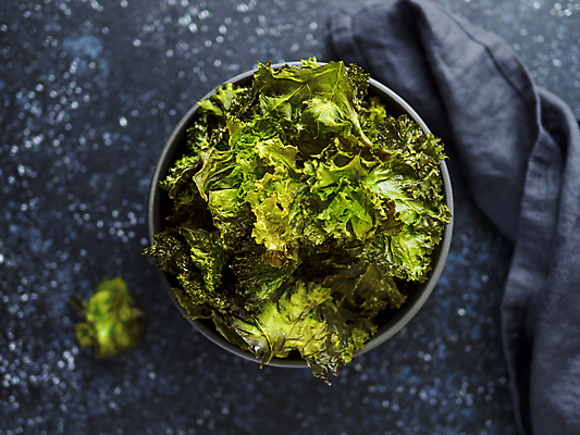 포토 JPG 해외이미지 접시 음식 잎 채소 건강 요리 사람없음 신선 사발 플랫 오븐 굽기 양배추 소금 건강식 절임 케일 탈수 비건 해외202105 해외포토 식물 식기 가전제품 사기그릇 구이 채식주의자 파일형식