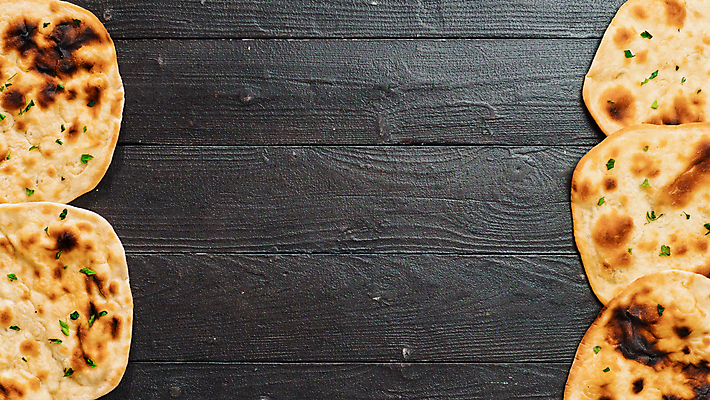 포토 JPG 해외이미지 음식 빵 요리 사람없음 신선 플랫 굽기 피타 카피스페이스 나무배경 해외202105 해외포토 백그라운드 공백 구이 파일형식