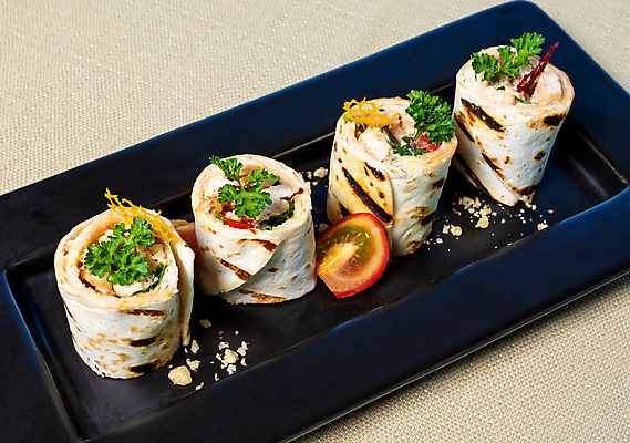 포토 JPG 해외이미지 접시 토마토 요리 비프스테이크 사람없음 소고기 소 혈액 바비큐 허브 롤 후추 로즈메리 등심 해외202105 해외포토 식물 식기 음식 채소 포유류 육류 스테이크 향신료 파일형식