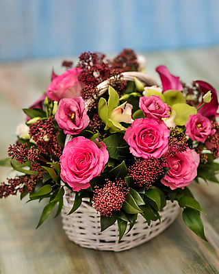 포토 JPG 해외이미지 기념일 남자 꽃잎 꽃 잎 선물 사람없음 빨간색 회색 축하 열정 해외202105 해외포토 식물 감정 컬러 컨셉 사람 이벤트 파일형식