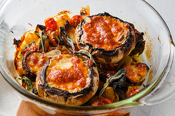 포토 JPG 해외이미지 식물 음식 토마토 채소 재료 치즈 요리 동양인 사람없음 일본 중국 버섯 허브 날것 폭식 세이지 해외202105 해외포토 아시아 유제품 인종 파일형식