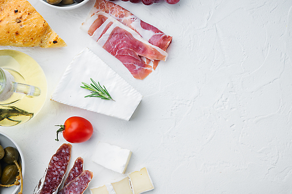 포토 JPG 해외이미지 음식 조각 재료 치즈 육류 사람없음 애피타이저 흰배경 슬라이스 브루스케타 블루치즈 카피스페이스 프로슈토 해외202105 해외포토 백그라운드 식재료 유제품 공백 흰색 햄 파일형식