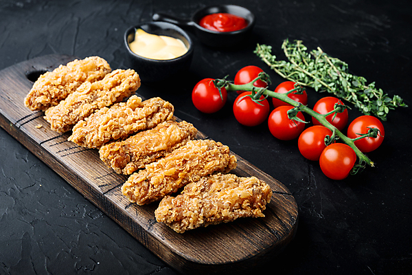 포토 JPG 해외이미지 음식 검은배경 요리 사람없음 치킨 해외202105 해외포토 백그라운드 검은색 닭고기요리 파일형식