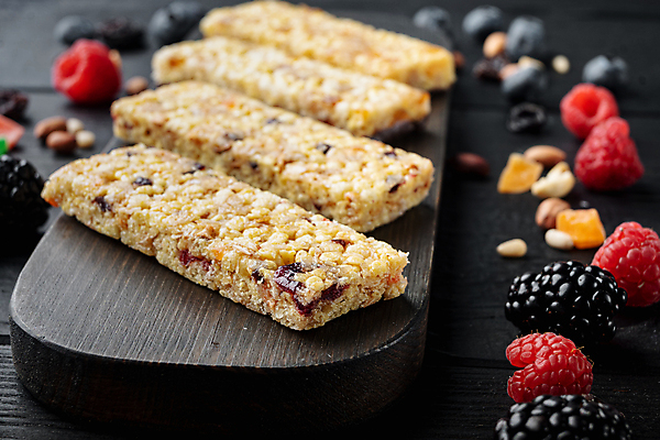 포토 JPG 해외이미지 열매 음식 과일 건조 사람없음 견과류 바 설탕 시리얼 밀 블루베리 깨 아몬드 섬유 꿀 건포도 뮤즐리 에너지바 오트밀 크랜베리 슈퍼푸드 귀리 그래놀라 해외202105 해외포토 식물 식재료 포도 곡류 직물 조미료 건강식품 건과일 파일형식