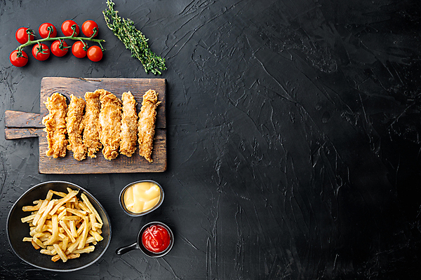 포토 JPG 해외이미지 음식 빵 검은배경 육류 요리 사람없음 치킨 줄무늬 카피스페이스 해외202105 해외포토 백그라운드 무늬 식재료 검은색 공백 닭고기요리 파일형식