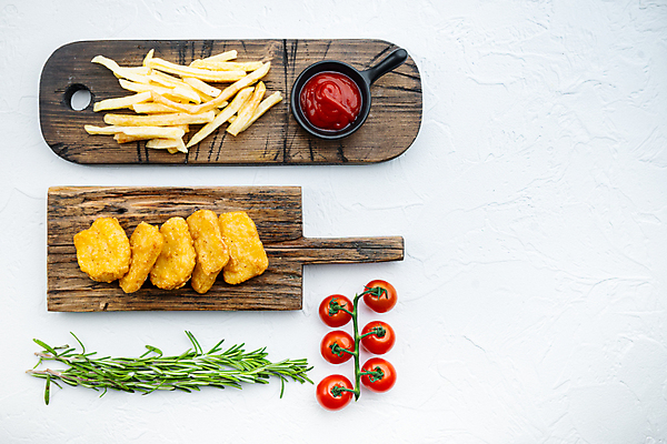 포토 JPG 해외이미지 음식 패스트푸드 요리 사람없음 치킨 흰배경 카피스페이스 해외202105 해외포토 백그라운드 공백 흰색 인스턴트 닭고기요리 파일형식