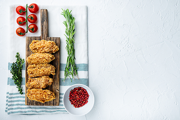 포토 JPG 해외이미지 음식 요리 사람없음 치킨 흰배경 카피스페이스 해외202105 해외포토 백그라운드 공백 흰색 닭고기요리 파일형식