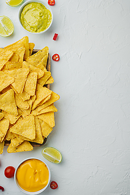 포토 JPG 해외이미지 음식 치즈 옥수수 사람없음 노란색 조미료 흰배경 매움 모음 아보카도 타코 과카몰리 짠맛 카피스페이스 해외202105 해외포토 컬러 백그라운드 과일 유제품 곡류 한글 공백 흰색 소스_음식 맛 향미료 파일형식