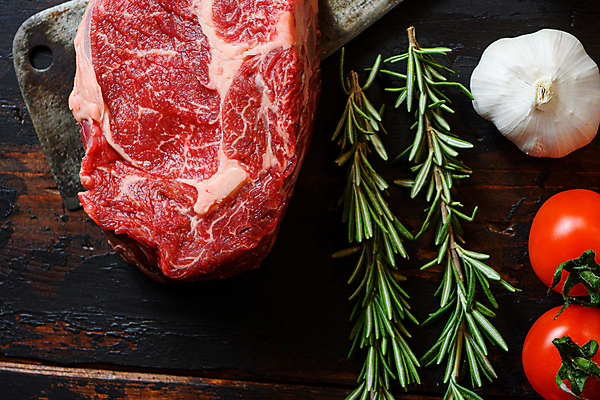 포토 JPG 해외이미지 재료 텍스트 육류 스테이크 사람없음 소고기 카우보이 바비큐 날것 갈비뼈 덩어리 등심 정육점 해외202105 해외포토 음식 식재료 뼈 서양음식 상점 파일형식