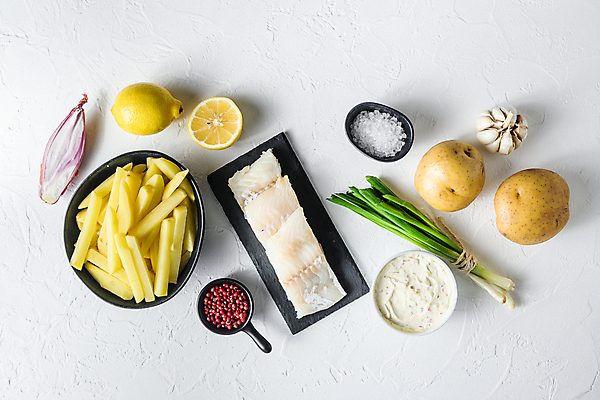 포토 JPG 해외이미지 유럽 음식 채소 재료 감자 패스트푸드 어류 옥수수 요리 사람없음 정크푸드 해산물 날것 테이크아웃 길거리음식 해외202105 해외포토 나라 곡류 수중동물 인스턴트 파일형식