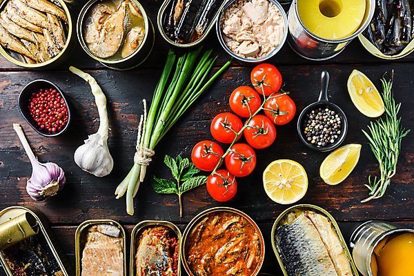 포토 JPG 해외이미지 음식 토마토 채소 과일 재료 조개 콩 어류 옥수수 사람없음 참치 레몬 허브 해산물 파인애플 완두콩 통조림 로즈메리 청어 해외202105 해외포토 식물 어패류 곡류 수중동물 열대과일 파일형식