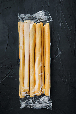 포토 JPG 해외이미지 빵 검은배경 사람없음 그리시니 페스츄리 해외202105 해외포토 음식 백그라운드 검은색 파일형식