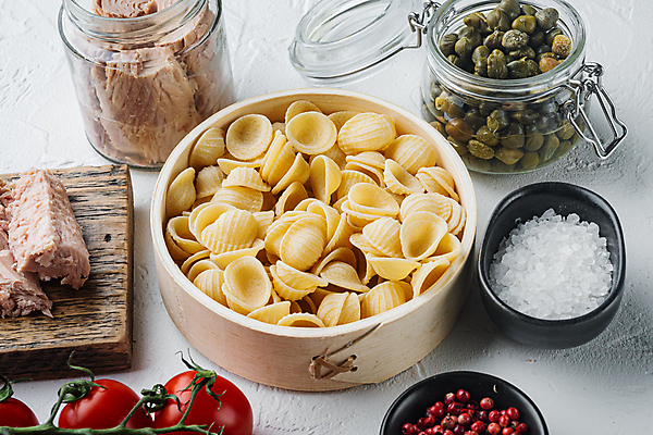 포토 JPG 해외이미지 사람없음 밀 참치 흰배경 통조림 해외202105 해외포토 백그라운드 곡류 어류 흰색 파일형식