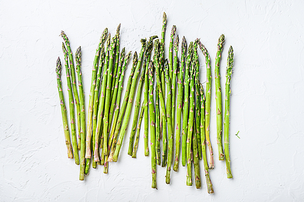 포토 JPG 해외이미지 식재료 실내 사람없음 하이앵글 여러개 흰배경 아스파라거스 해외202105 해외포토 뷰포인트 다수 백그라운드 채소 내부 흰색 파일형식
