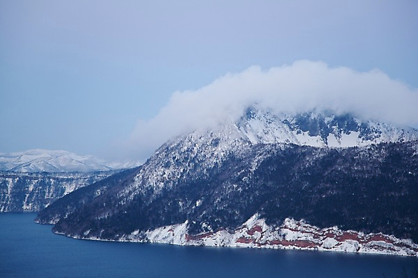 포토 JPG 주간 해외기획촬영 계절 호수 설경 겨울 2010년일본 자연 산 풍경 사람없음 야외 일본 눈 홋카이도 아칸국립공원 마슈호 국내포토 자연요소 공원 아시아 날씨 생태계 파일형식