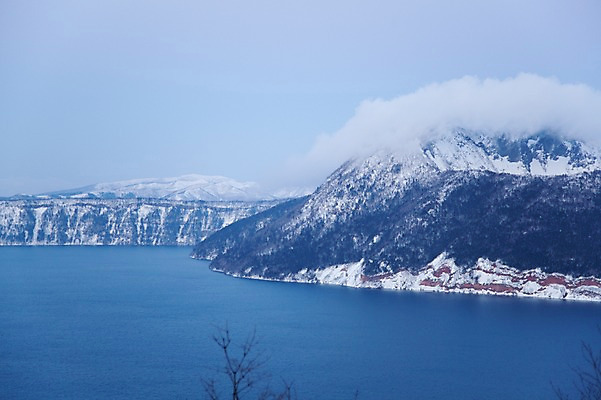 포토 JPG 주간 해외기획촬영 계절 호수 설경 겨울 2010년일본 자연 산 풍경 사람없음 야외 일본 눈 홋카이도 아칸국립공원 마슈호 국내포토 자연요소 공원 아시아 날씨 생태계 파일형식