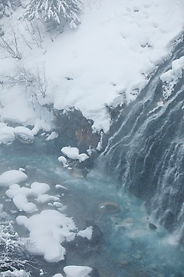 포토 JPG 주간 해외기획촬영 계절 설경 겨울 2010년일본 자연 풍경 사람없음 야외 일본 폭포 눈 홋카이도 시로가네 시로가네온천 흰수염폭포 국내포토 자연요소 아시아 날씨 온천 생태계 파일형식