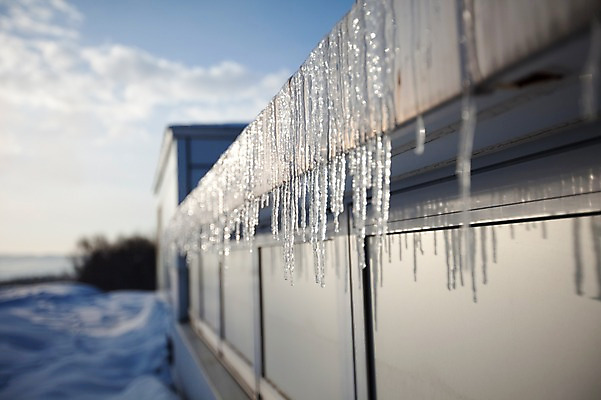 포토 JPG 주간 구름 해외기획촬영 계절 설경 겨울 2010년일본 자연 하늘 풍경 사람없음 야외 건물 일본 얼음 눈 홋카이도 고드름 국내포토 자연요소 건축물 아시아 날씨 생태계 파일형식