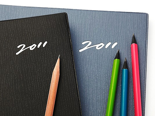 포토 JPG 스튜디오촬영 표지 문구용품 새해 실내 사람없음 숫자 연필 다이어리 오브젝트 2011년 국내포토 문자 학용품 내부 필기구 사무용품 연도 파일형식