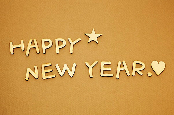 포토 JPG 스튜디오촬영 문자 별 백그라운드 새해 실내 사람없음 새해인사 하트 메시지 인사말 오브젝트 해피뉴이어 국내포토 자연요소 모양 내부 인사 파일형식