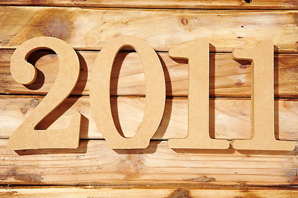 포토 JPG 스튜디오촬영 조각 백그라운드 새해 실내 사람없음 목재 숫자 오브젝트 2011년 나무조각 국내포토 나무 문자 재료 내부 연도 파일형식