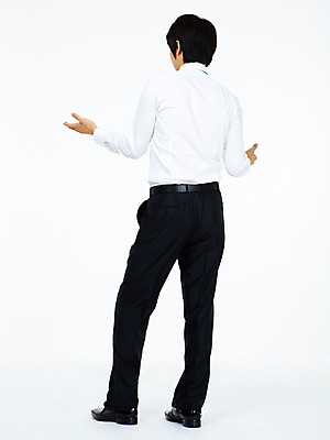 포토 JPG 스튜디오촬영 전신 남자 포즈 비즈니스 모션 실내 한명 서기 누끼 사람 동양인 손짓 20대 성인 뒷모습 비즈니스라이프 한국인 비즈니스맨 남자만 남자한명만 성인남자만 청년만 청년남자만 청년남자한명만 성인한명만 성인남자한명만 성인만 국내포토 1 라이프스타일 뷰포인트 인종 청년 내부 직장인 파일형식