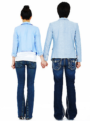 포토 JPG 스튜디오촬영 전신 커플 여자 남자 포즈 모션 실내 서기 누끼 사람 동양인 20대 성인 두명 뒷모습 손잡기 한국인 청년만 성인만 국내포토 뷰포인트 관계 인종 청년 내부 파일형식