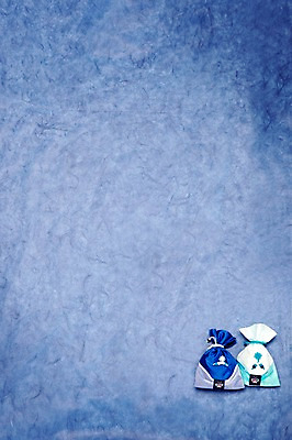 포토 JPG 스튜디오촬영 한국전통 전통 명절 백그라운드 새해 복주머니 전통소품 실내 사람없음 장식 파란색 한지 오브젝트 국내포토 기념일 종이 컬러 한국 내부 파일형식