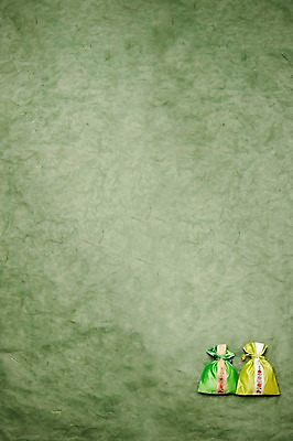 포토 JPG 스튜디오촬영 한국전통 전통 명절 백그라운드 새해 복주머니 전통소품 실내 사람없음 장식 초록색 한지 오브젝트 국내포토 기념일 종이 컬러 한국 내부 파일형식