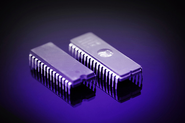 포토 JPG 스튜디오촬영 과학 첨단산업 실내 정보기술 그림자 근접촬영 사람없음 아웃포커스 기계 과학기술 부속품 분석 오브젝트 하이테크 반도체 반도체산업 국내포토 산업 뷰포인트 컨셉 기술 촬영기법 내부 파일형식