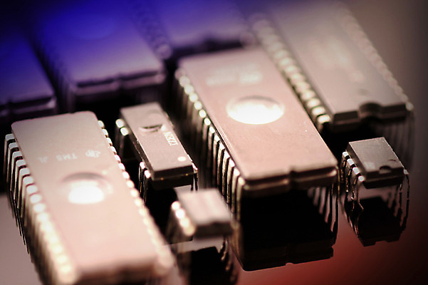 포토 JPG 스튜디오촬영 과학 첨단산업 실내 정보기술 근접촬영 사람없음 아웃포커스 기계 과학기술 부속품 분석 오브젝트 하이테크 반도체 반도체산업 국내포토 산업 뷰포인트 컨셉 기술 촬영기법 내부 파일형식