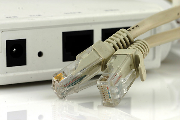 포토 JPG 스튜디오촬영 선 줄 실내 정보기술 근접촬영 사람없음 아웃포커스 전자제품 기계 전선 플러그 코드 연결 분석 오브젝트 케이블선 국내포토 뷰포인트 컨셉 기술 촬영기법 내부 파일형식