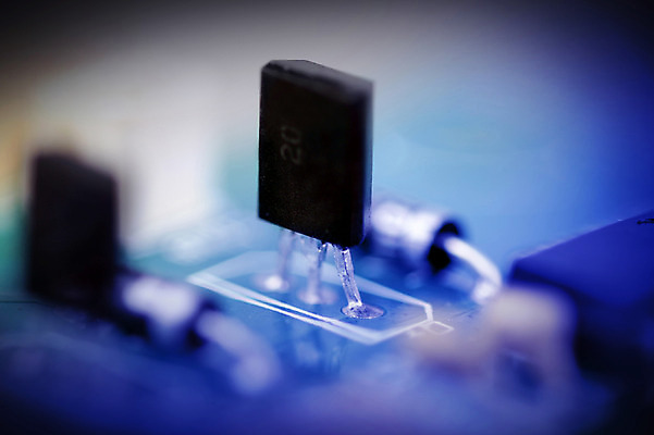 포토 JPG 스튜디오촬영 과학 실내 정보기술 근접촬영 사람없음 아웃포커스 기계 과학기술 부속품 회로판 분석 오브젝트 하이테크 전자회로 국내포토 뷰포인트 컨셉 기술 촬영기법 내부 파일형식