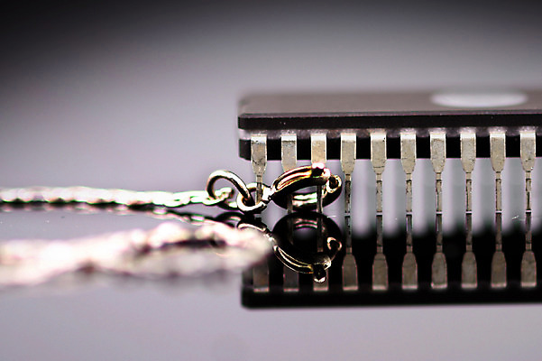 포토 JPG 스튜디오촬영 과학 첨단산업 실내 정보기술 근접촬영 사람없음 아웃포커스 과학기술 고리 부속품 분석 오브젝트 반도체 반도체산업 감싸기 국내포토 산업 뷰포인트 컨셉 모션 기술 촬영기법 내부 파일형식